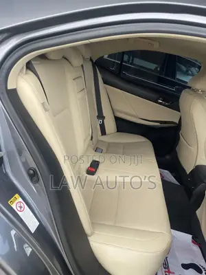 Lexus IS 300 AWD 2017 Gray