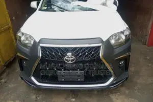 Newly Design Conversion Front Bumper for Highlander 2008