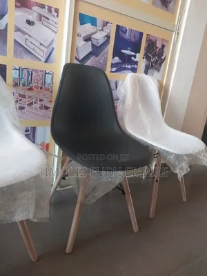 Classic General Chair.