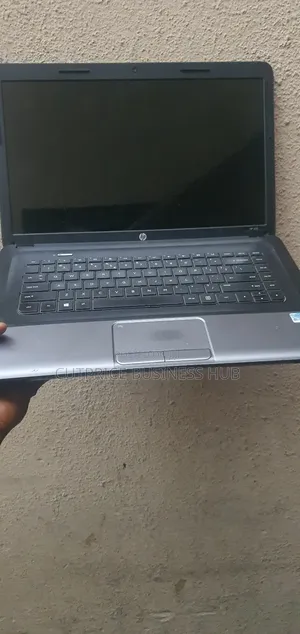 Laptop HP 650 G1 4GB Intel Pentium HDD 250GB