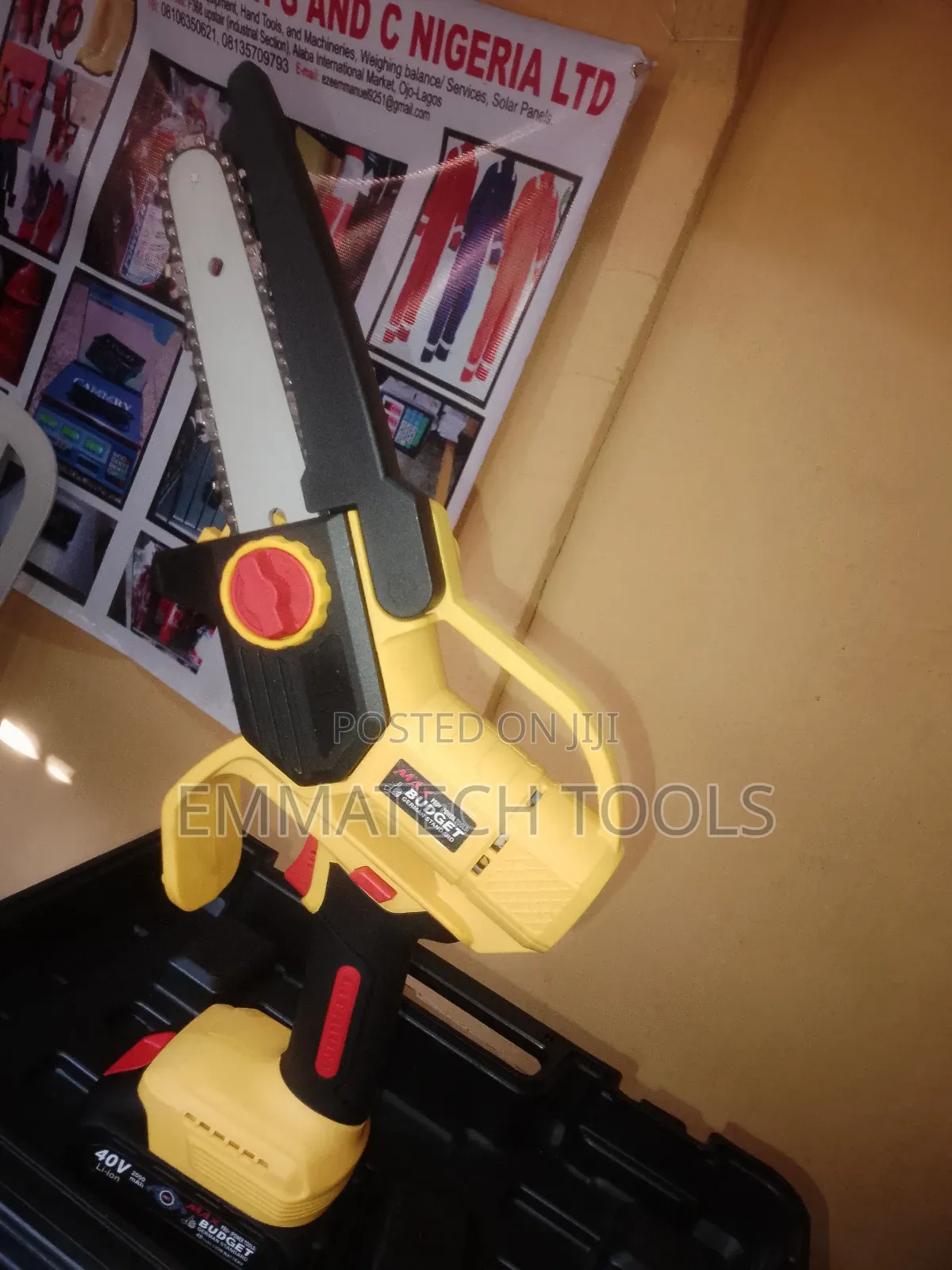 Battery Chain Saw Machine