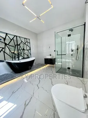 5bdrm Duplex in Admiralty, Lekki Phase 1 for sale