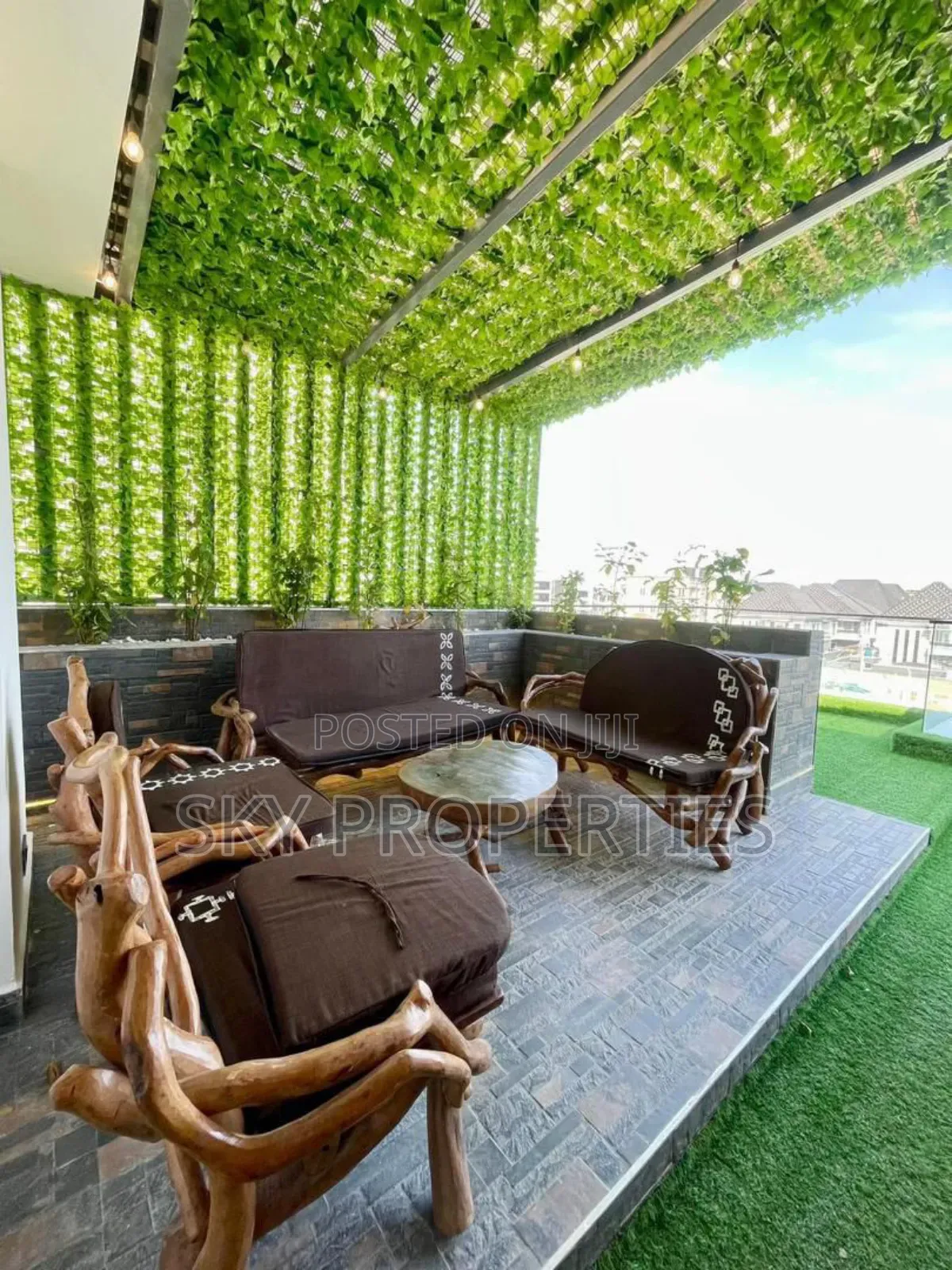 5bdrm Duplex in Admiralty, Lekki Phase 1 for sale