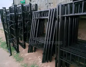 Dealers on Strong Metal Bunk Bed 6 by 3 Feet.