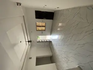 2bdrm Block of Flats in Dawaki for rent