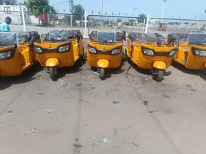 TVS King Deluxe Plus iTouch Start 2022 Yellow