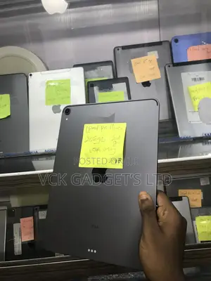 Apple iPad Pro 11 (2018) 256 GB Gray