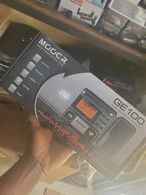 Moore Ge100 Guitar Effect