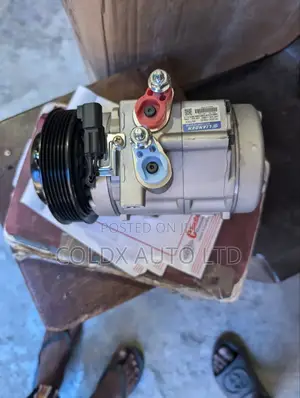 New OEM Compressor Lincoln Navigator 5.4L 2007 2009 2010