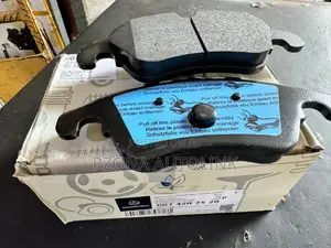 Front Break Pad for Mercedes E Class W212 SLC SLK