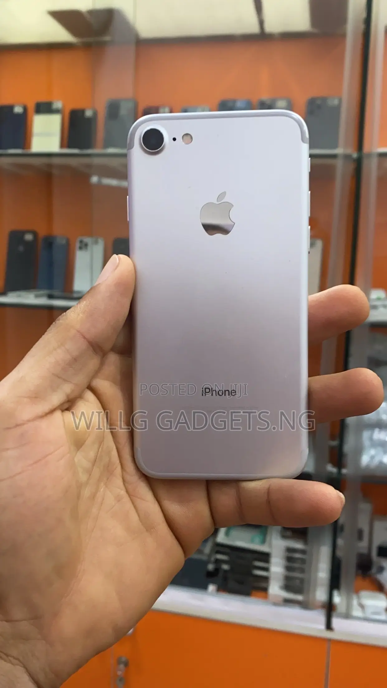 Apple iPhone 7 32 GB Silver