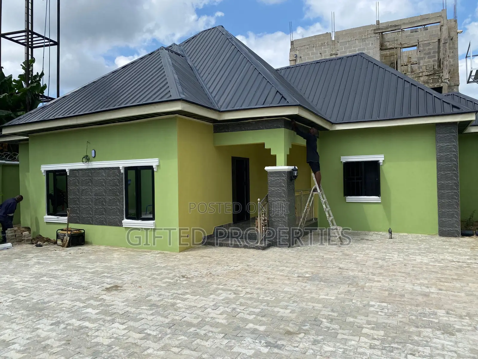 3bdrm Bungalow in Rumughaolu Port for sale