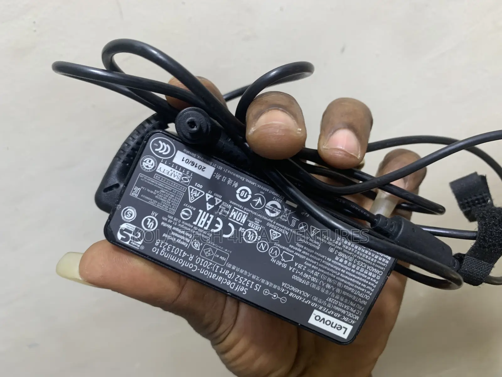 Lenovo 20v 2.5am Tiny Mouth Follow Come