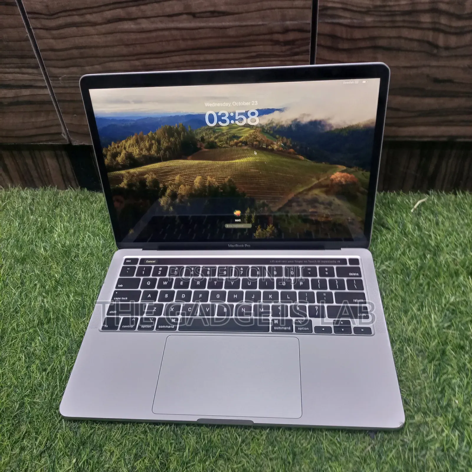 Laptop Apple MacBook Pro 2020 16GB Intel Core i5 SSD 512GB