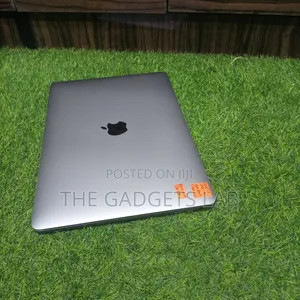Laptop Apple MacBook Pro 2019 16GB Intel Core i7 SSD 512GB