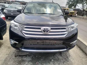 Toyota Highlander 3.5L 4WD 2013 Black