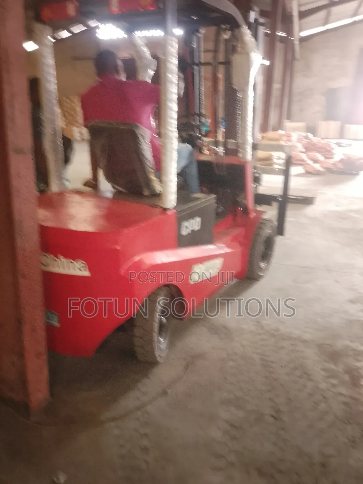 Mobile Forklift