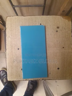 12 X 24 Wall Tiles
