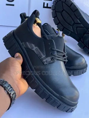 Unisex Fendi Leather Lace Up Chunky Sole Shoe