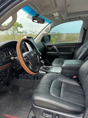 Toyota Land Cruiser 2021 Available for Hire