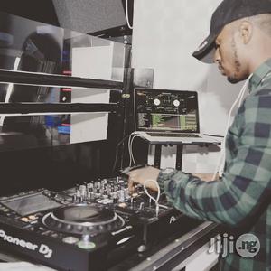 Pro DJ Service