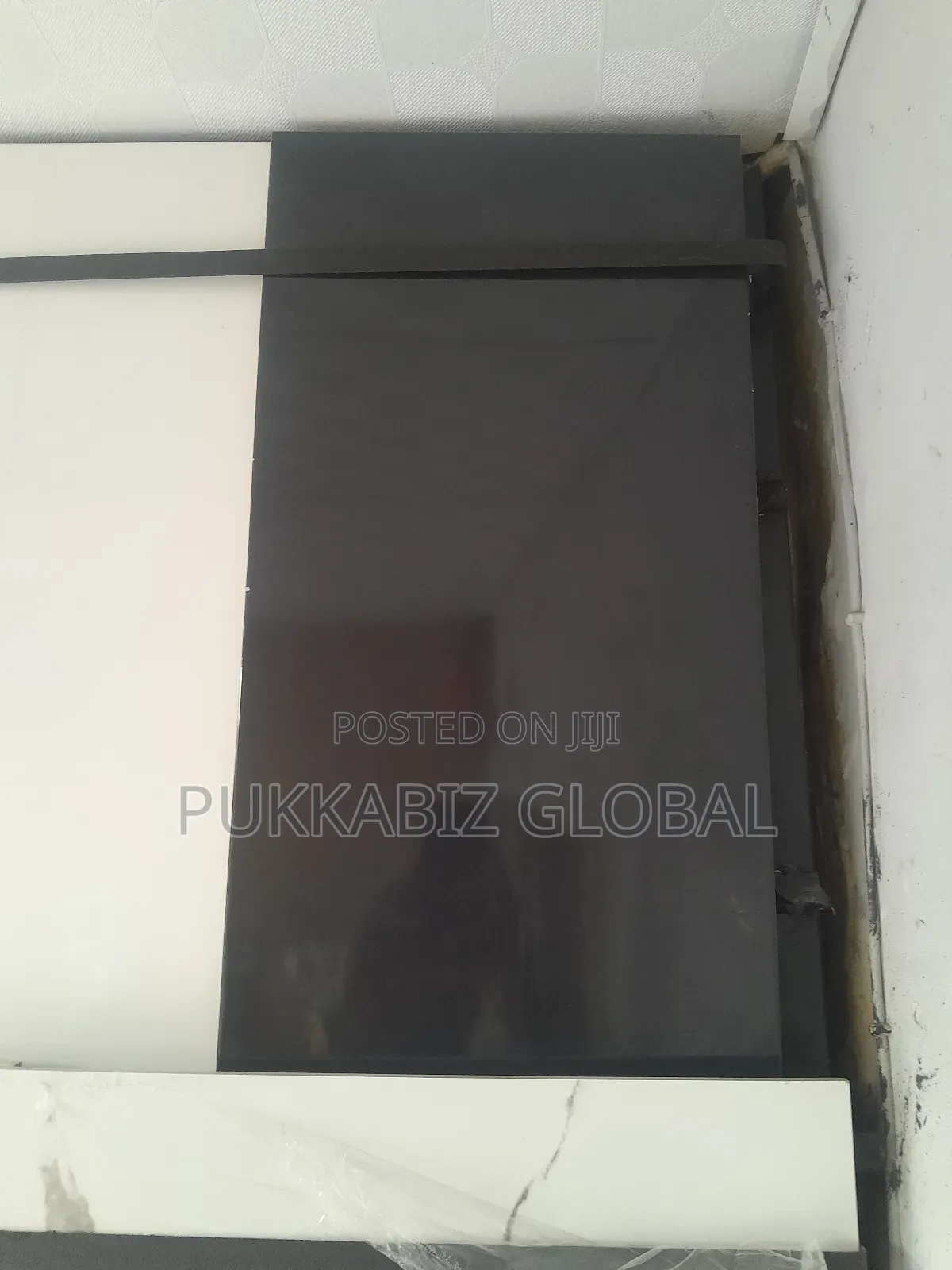 30 X 60 Wall Tiles