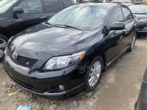 Toyota Corolla 2012 Black