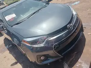 Toyota Corolla S 4dr Sedan (1.8L 4cyl CVT) 2014 Gray