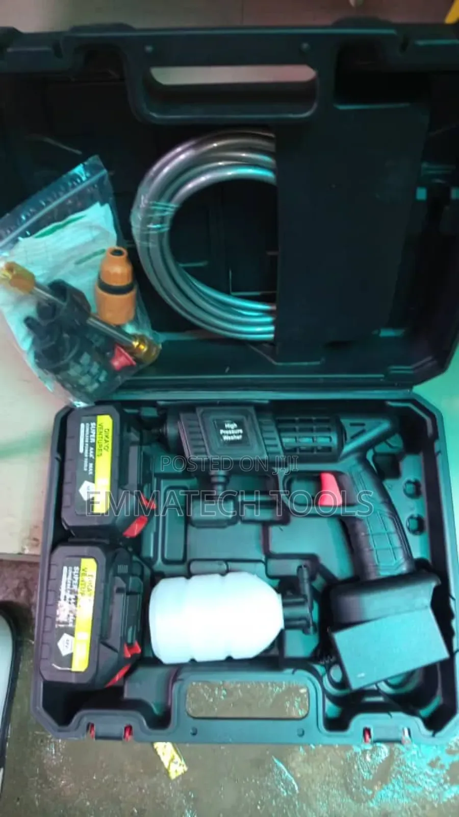 Battery Pressure Washer