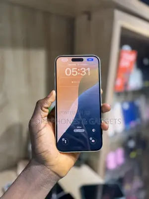 Apple iPhone 15 Plus 128 GB Yellow