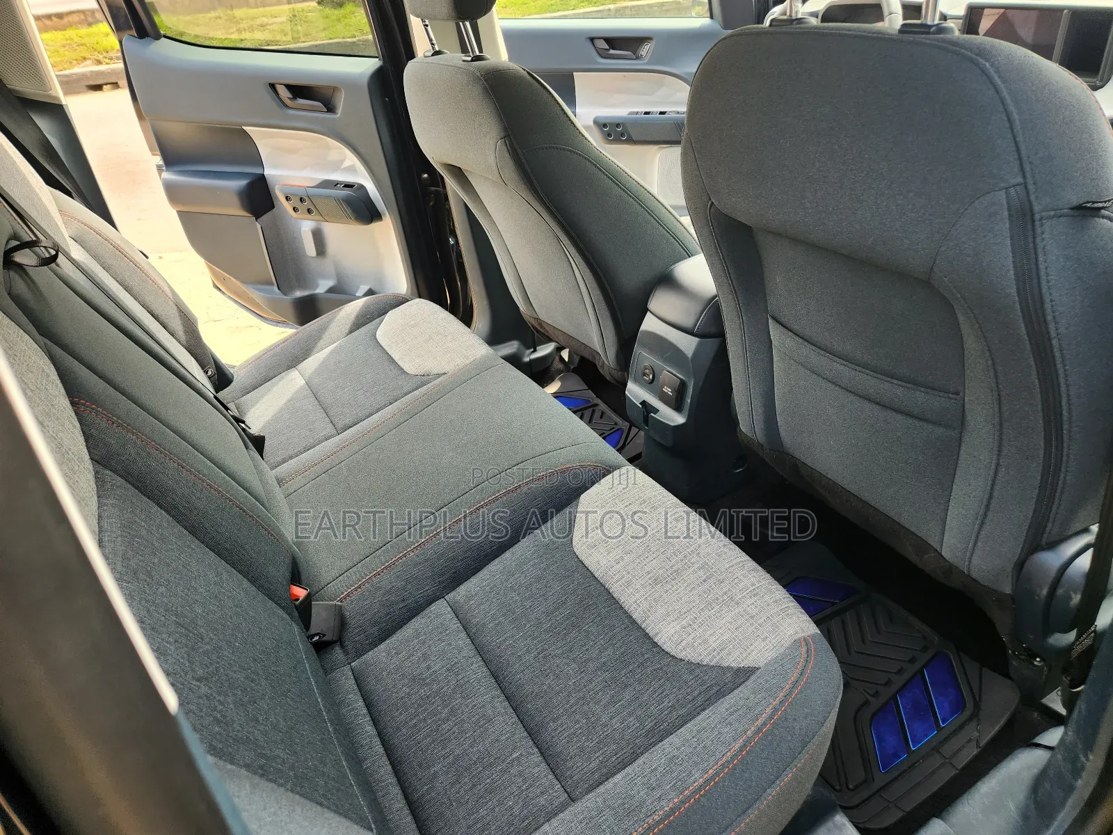 Ford Maverick 2023 Blue