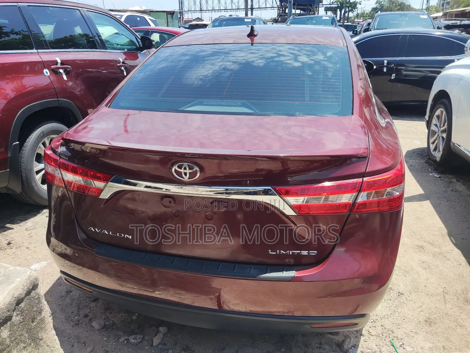 Toyota Avalon 2014 Red