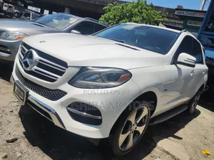 Mercedes-Benz GLE-Class GLE 350d 4MATIC 2017 White