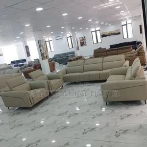 Foreign Couch / Furniture Sofa Chair / Important Sofa Chair