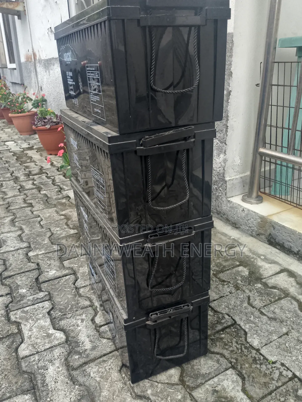 Old Weak Solar Battery's Buyer