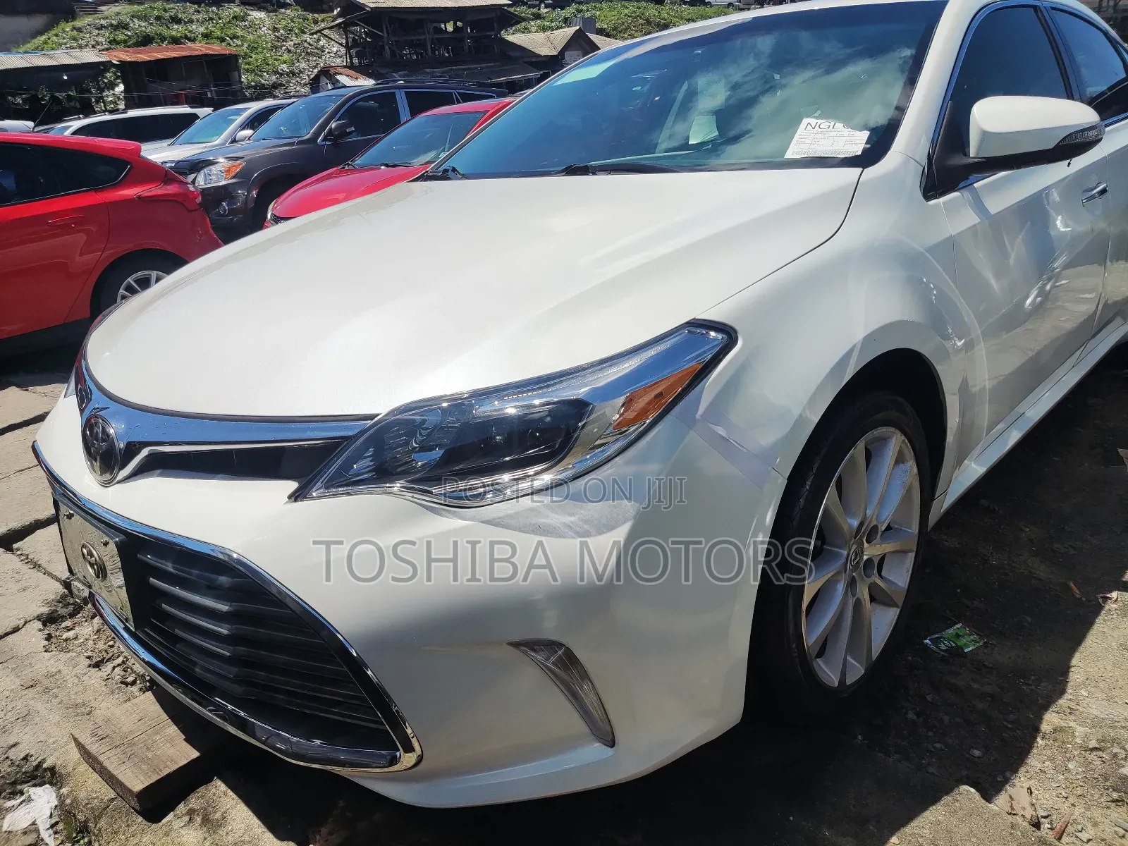 Toyota Avalon 2014 White