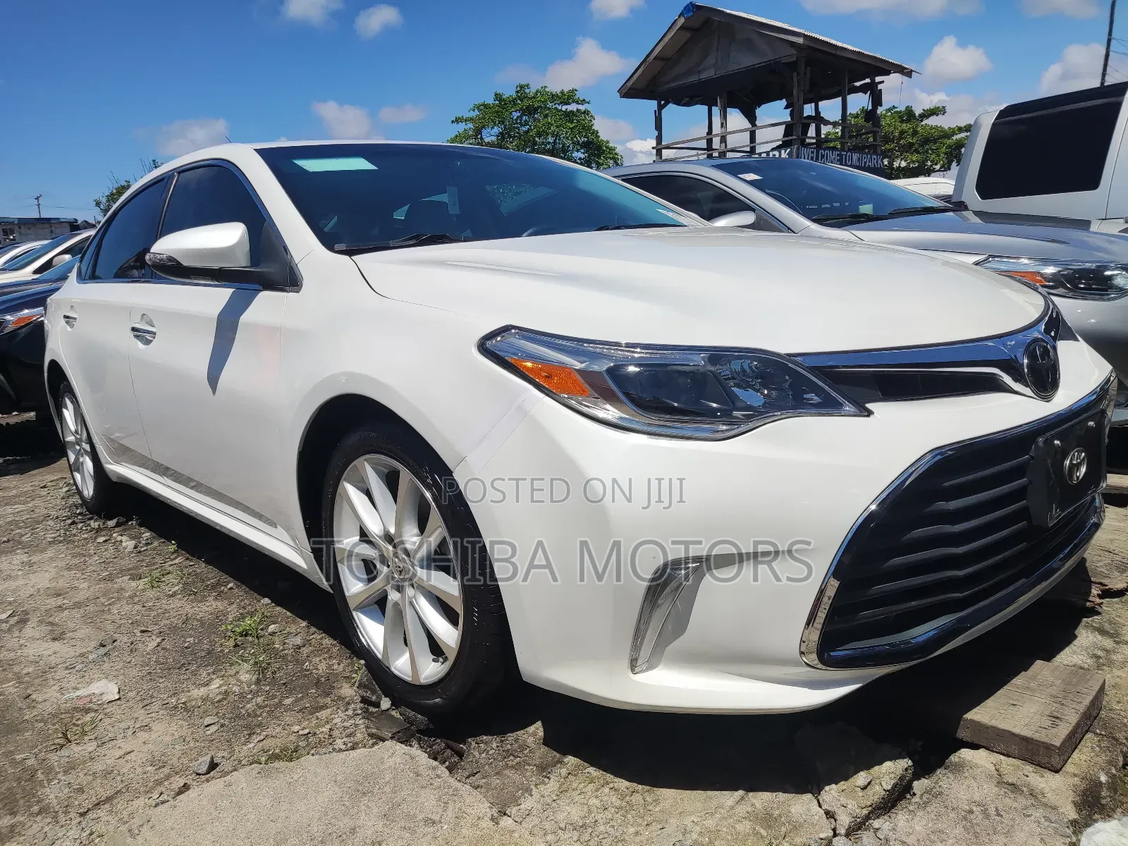 Toyota Avalon 2014 White