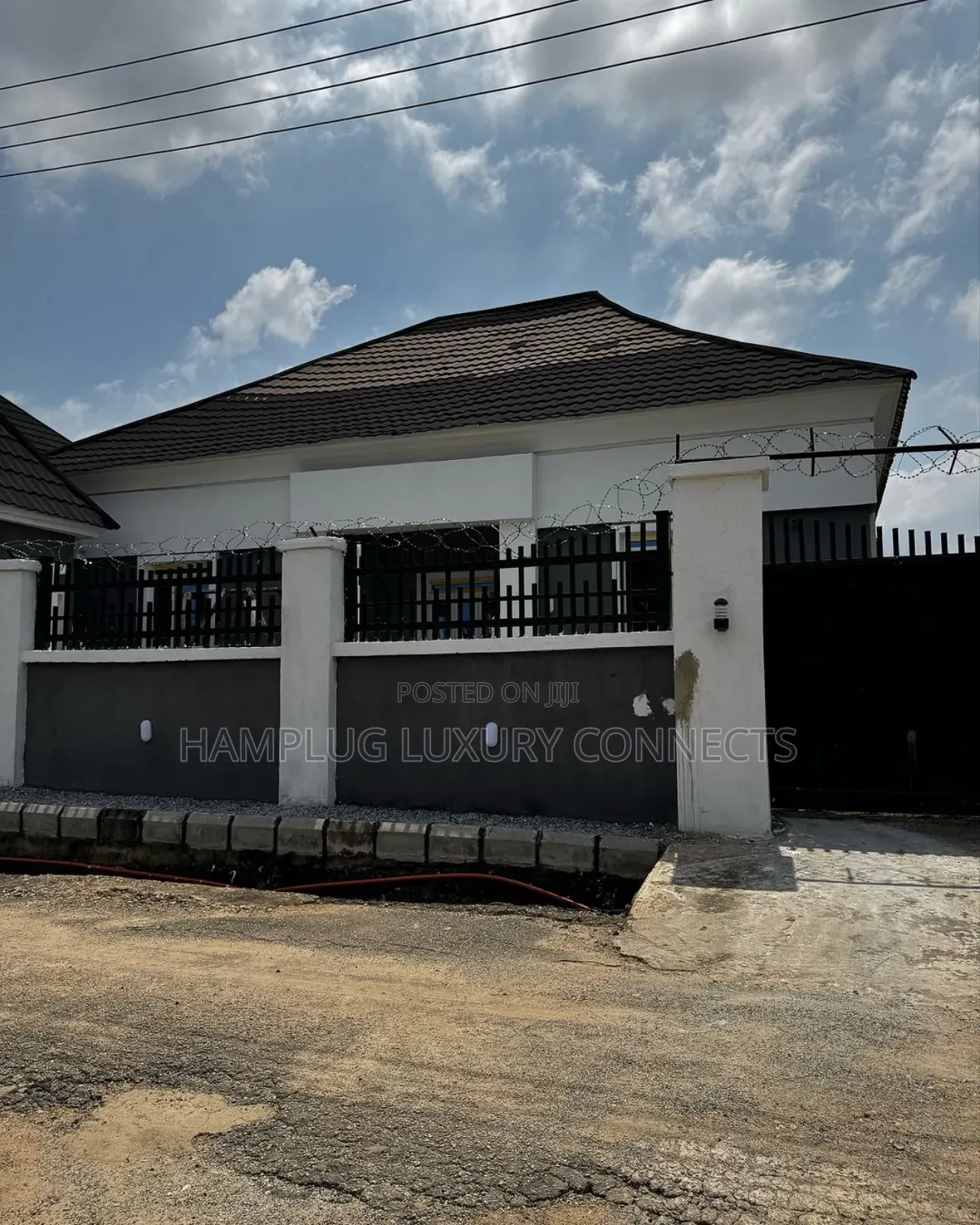 3bdrm Bungalow in Efeb Global Estate, Mbora for sale