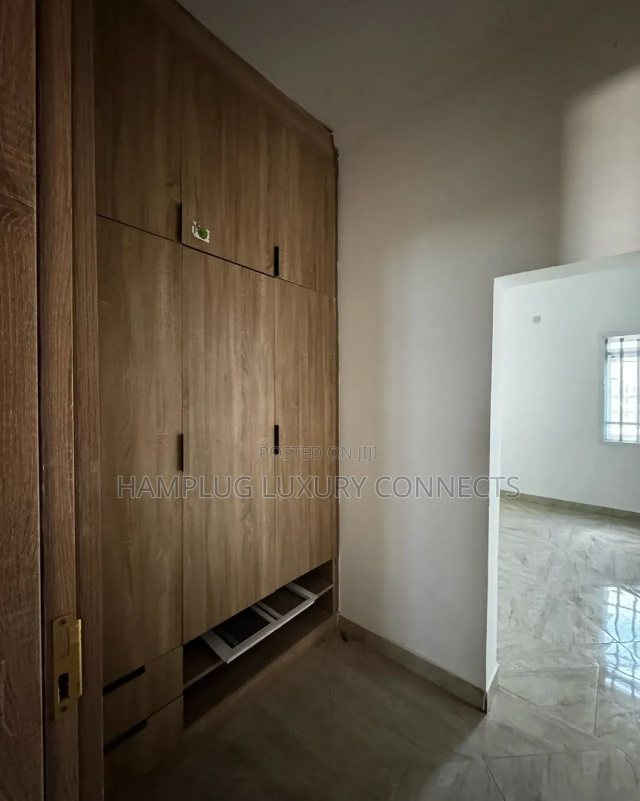3bdrm Bungalow in Efeb Global Estate, Mbora for sale