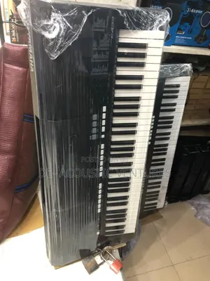 Direct Uk Used E423 Yamaha Keyboard