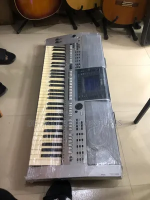 Direct Uk Used S900 Yamaha Keyboard