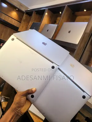 Laptop Apple MacBook Pro 2017 16GB Intel Core I5 SSD 500GB