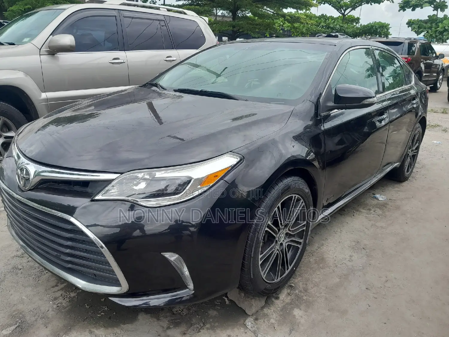 Toyota Avalon 2015 Black
