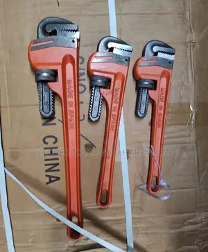 Pipe Wrench Heavy Duty 8”-48”