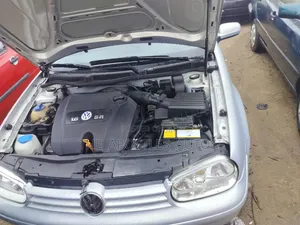 Volkswagen Golf 2.0 GL 5-Door Automatic 2003 Silver