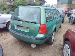 Volkswagen Golf 2.0 GL 5-Door Automatic 2003 Green