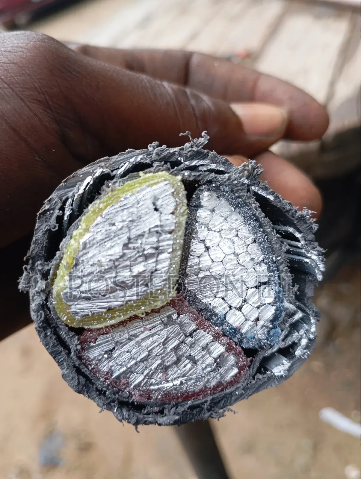 240mmx3core High Quality Aluminium Armoured Cable