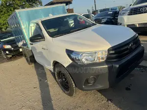 Toyota Hilux Revo Single Cab Petrol 2.7 RWD 2022 White