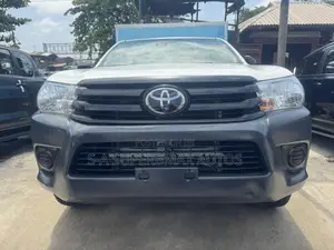 Toyota Hilux Revo Single Cab Petrol 2.7 RWD 2022 White