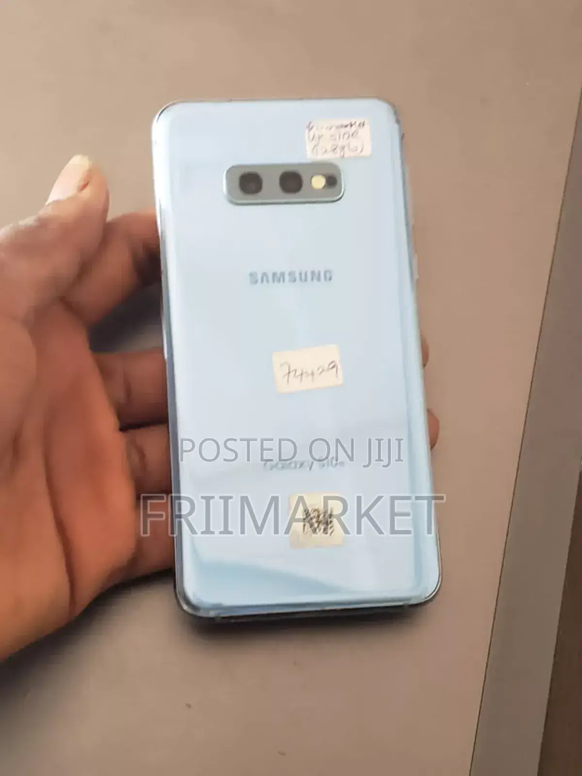 Samsung Galaxy S10e 128 GB Blue